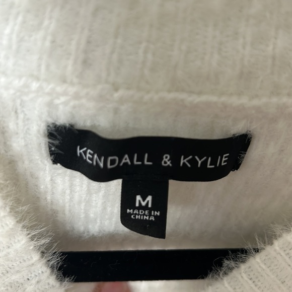 Kendall and Kylie cropped sweater - Picture 2 of 3